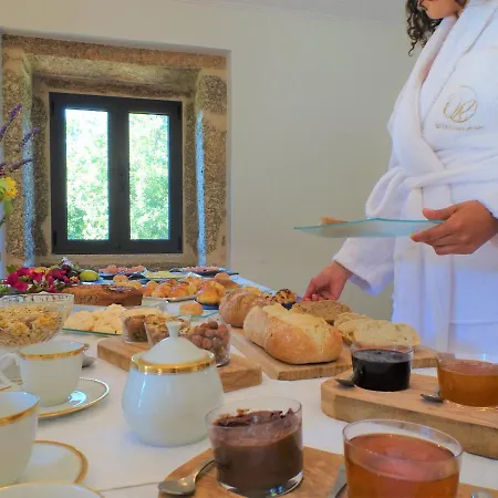 Farm stay Quinta Da Roda - Conforto E Tranquilidade No Geres Cela (Vila Verde, Braga)