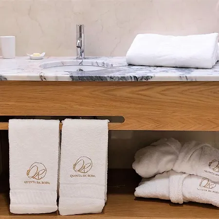 Quinta Da Roda - Conforto E Tranquilidade No Geres Farma