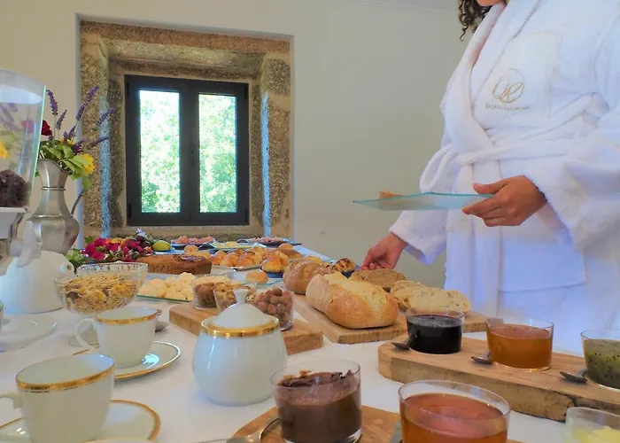 Agroturismo Quinta Da Roda - Conforto E Tranquilidade No Geres Cela (Vila Verde, Braga)